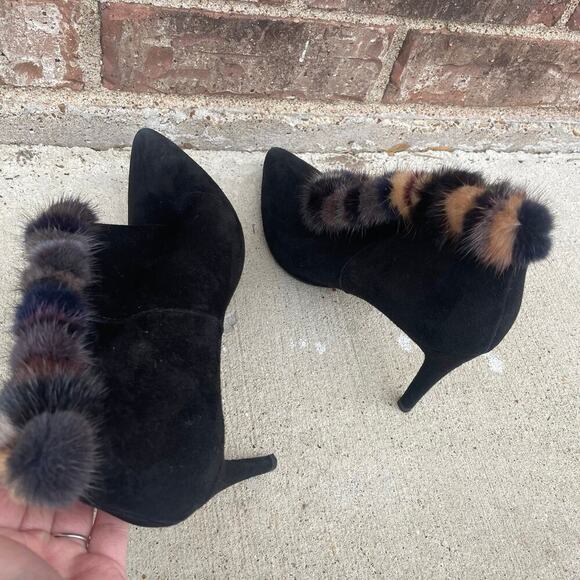 Donald Pliner‎ Women’s size 9m black suede Faux fur Heel Booties Y2K Glam - Picture 6 of 9